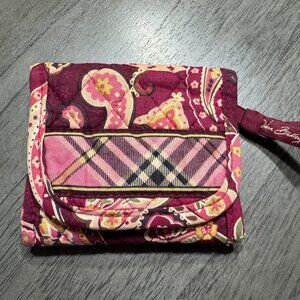 Vera Bradley Tri-Fold Wallet – Piccadilly Plum Pattern